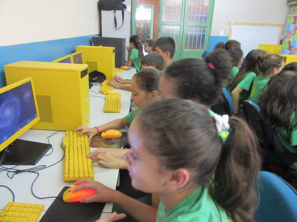 Escola de Rio Brilhante utiliza site de jogos “escola games” nas aulas de  Matemática para ensinar Multiplicação – CRE 5 Dourados
